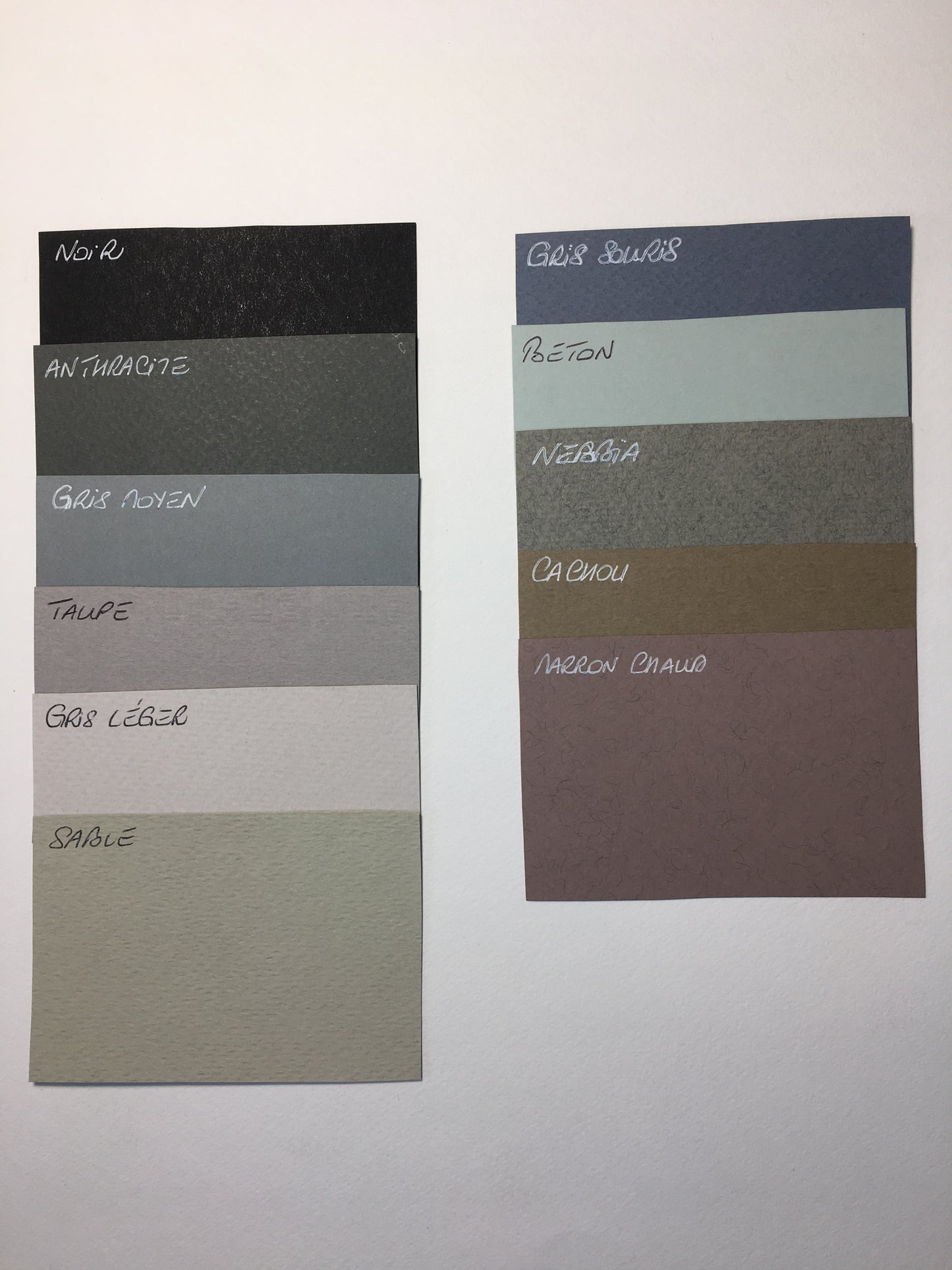 MOBILE BEBE MONTGOLFIERE ET MOUTON