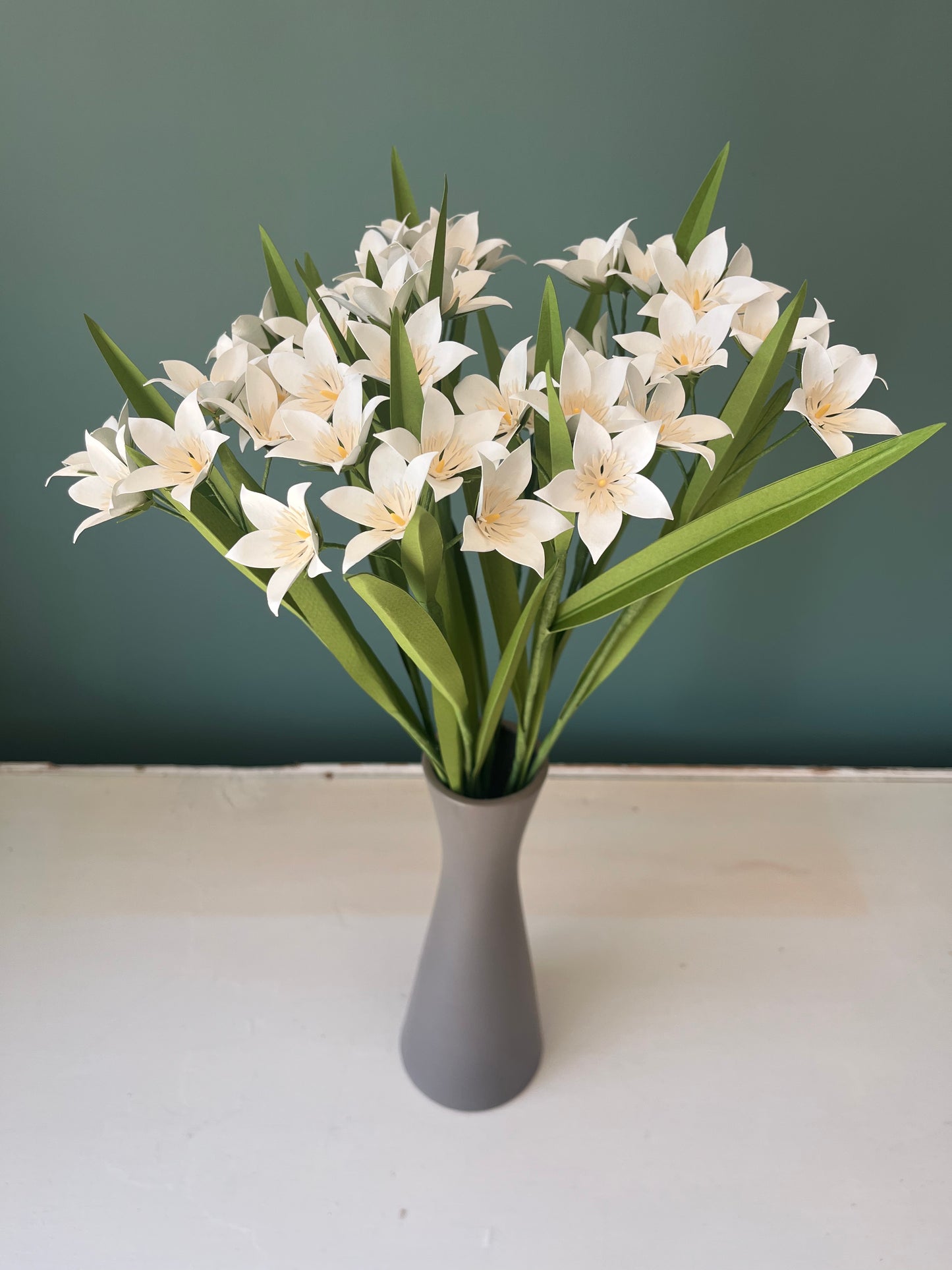 FLEURS EN PAPIER LITTLE LILLY