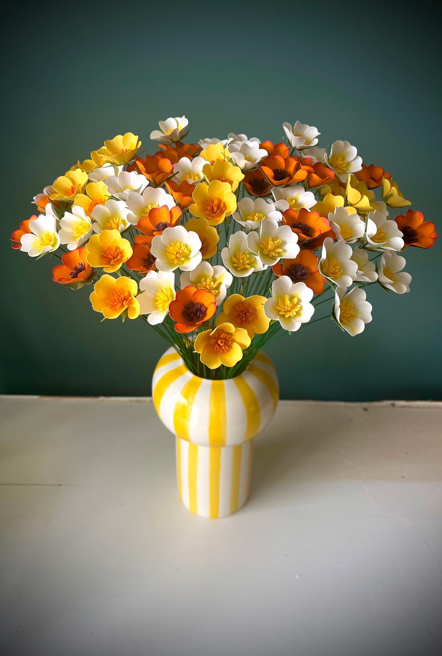 PETITES FLEURS. EN PAPIER