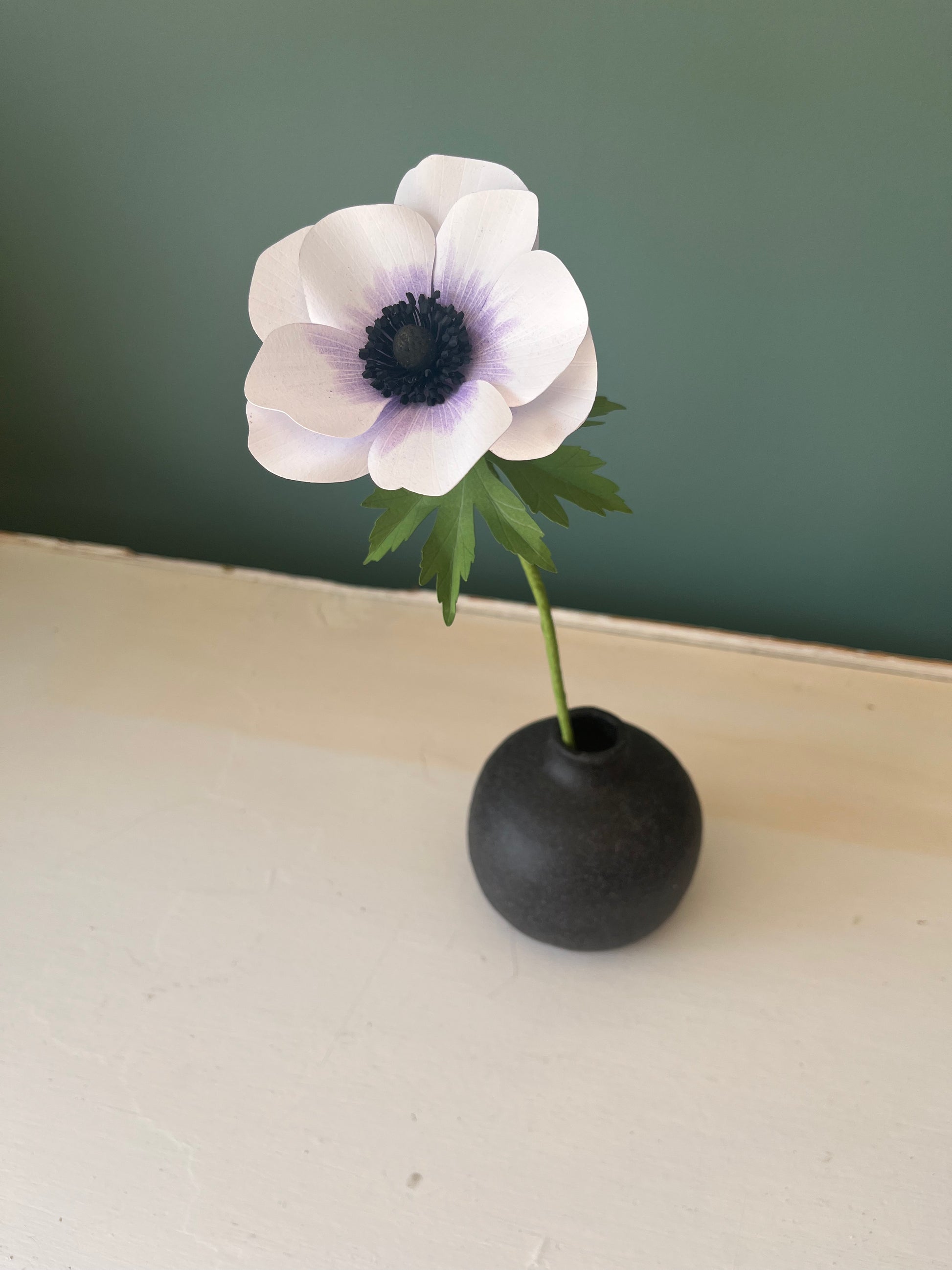 ANEMONE BALNCHE EN PAPIER 