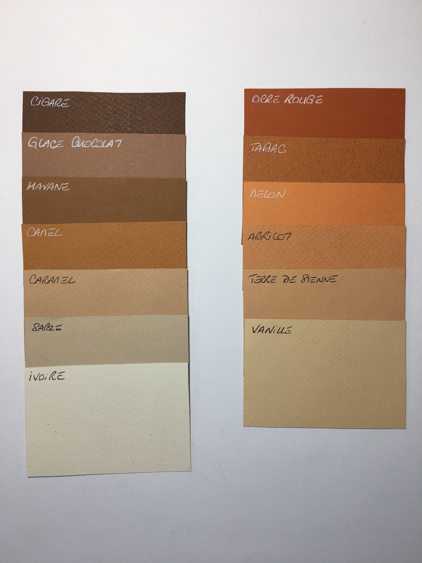 MOBILE BEBE MONTGOLFIERE ET MOUTON